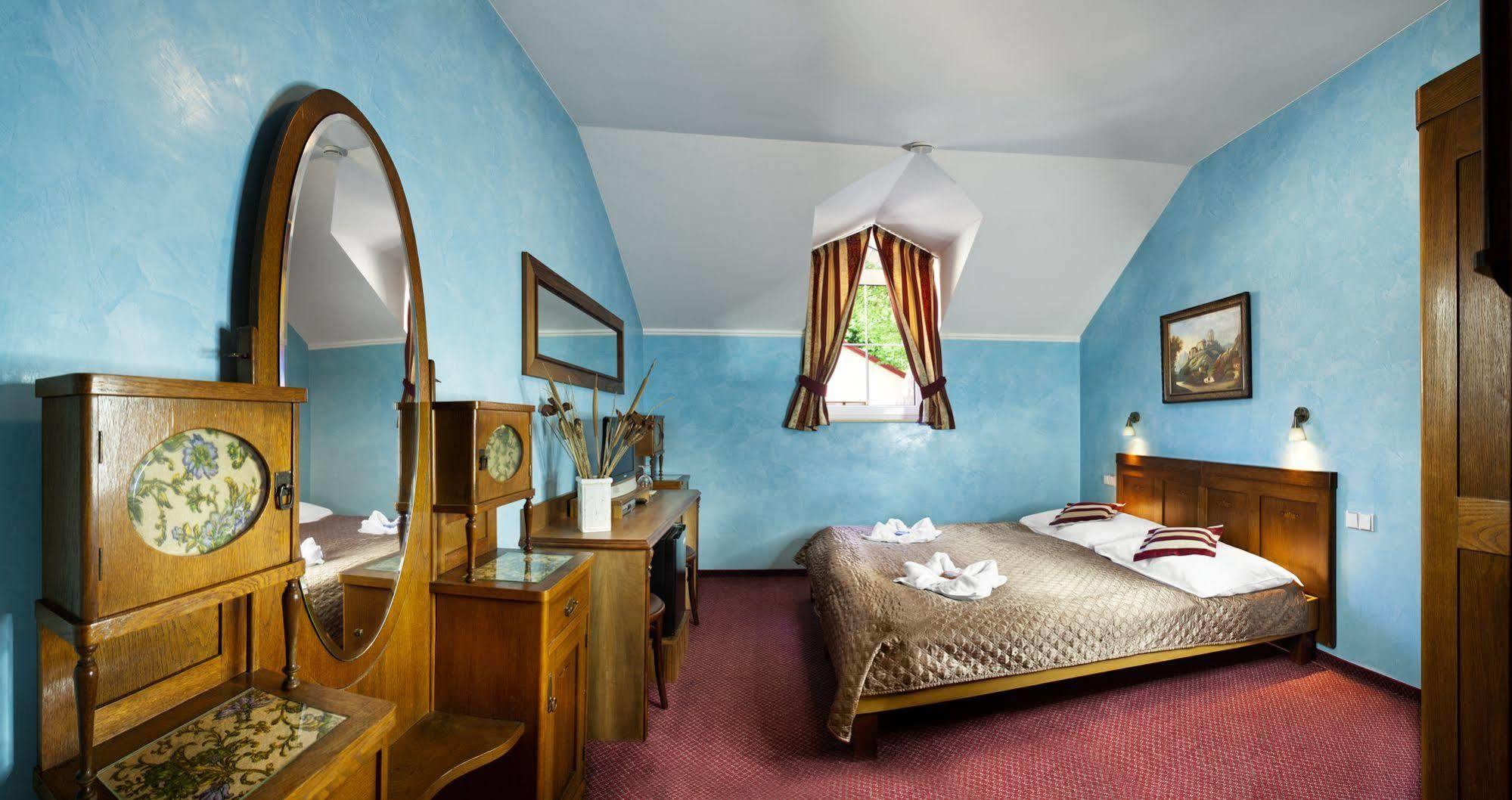 Hotel Karlstejn & Spa Экстерьер фото