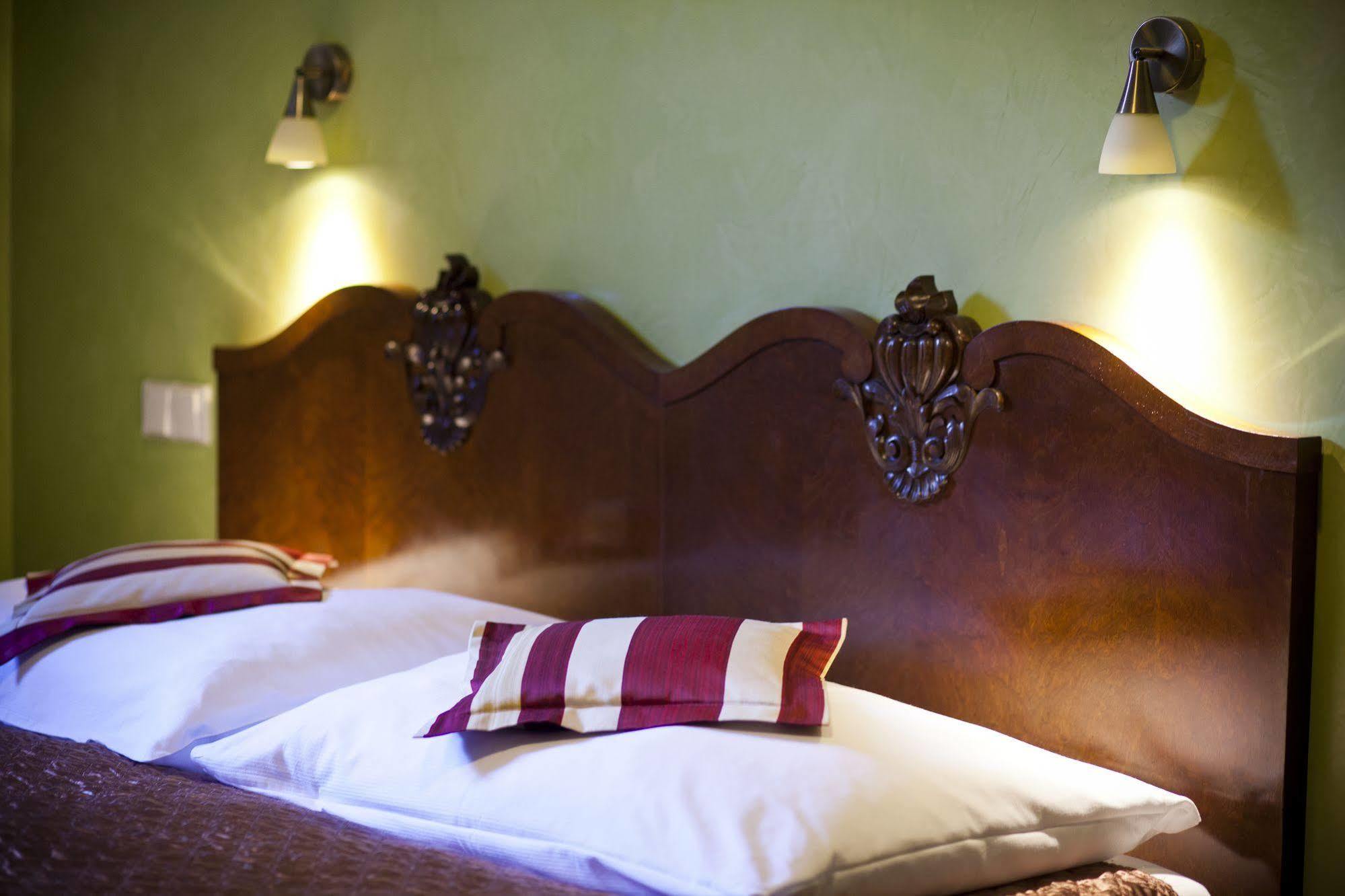 Hotel Karlstejn & Spa Экстерьер фото