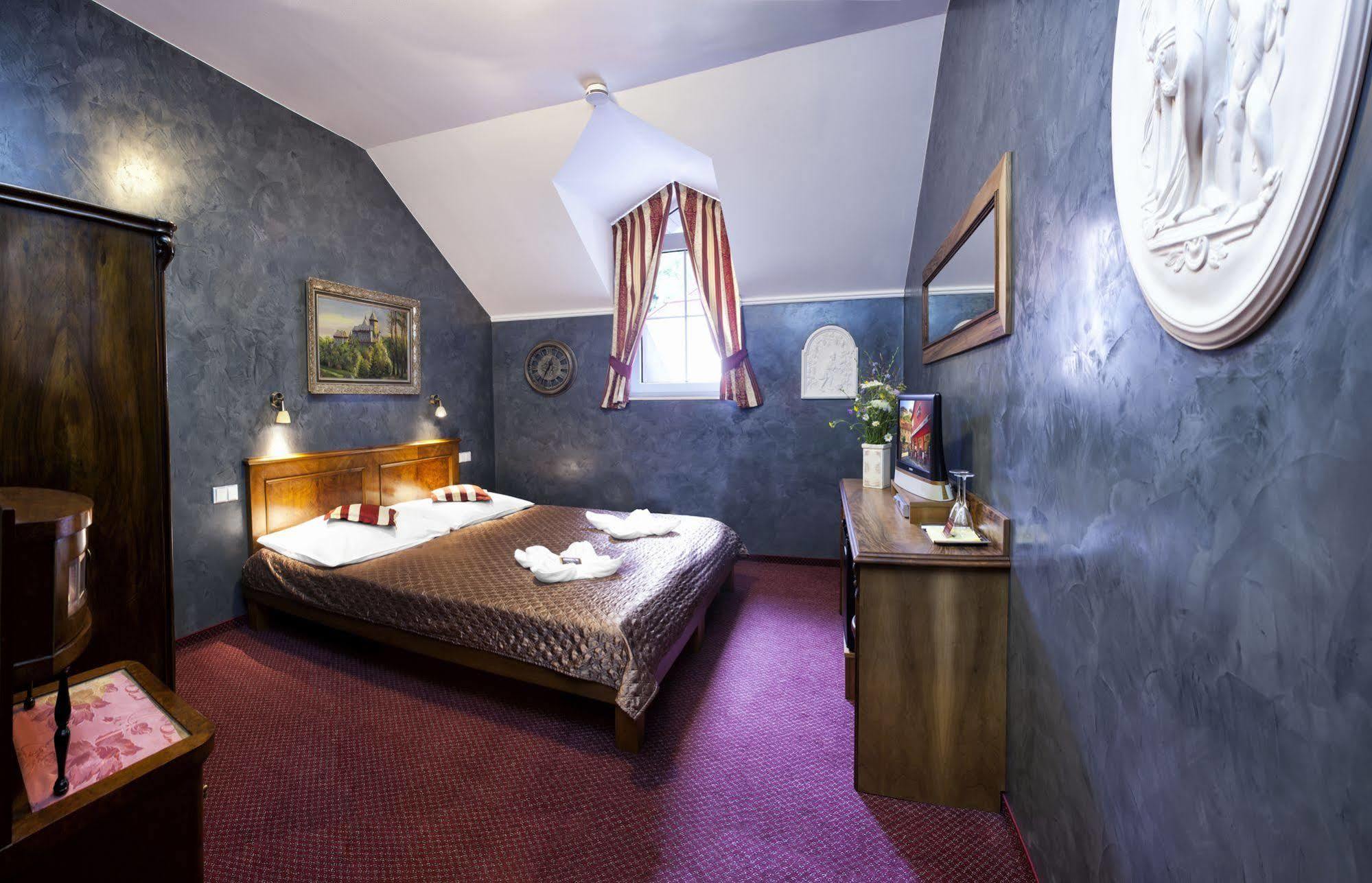 Hotel Karlstejn & Spa Экстерьер фото